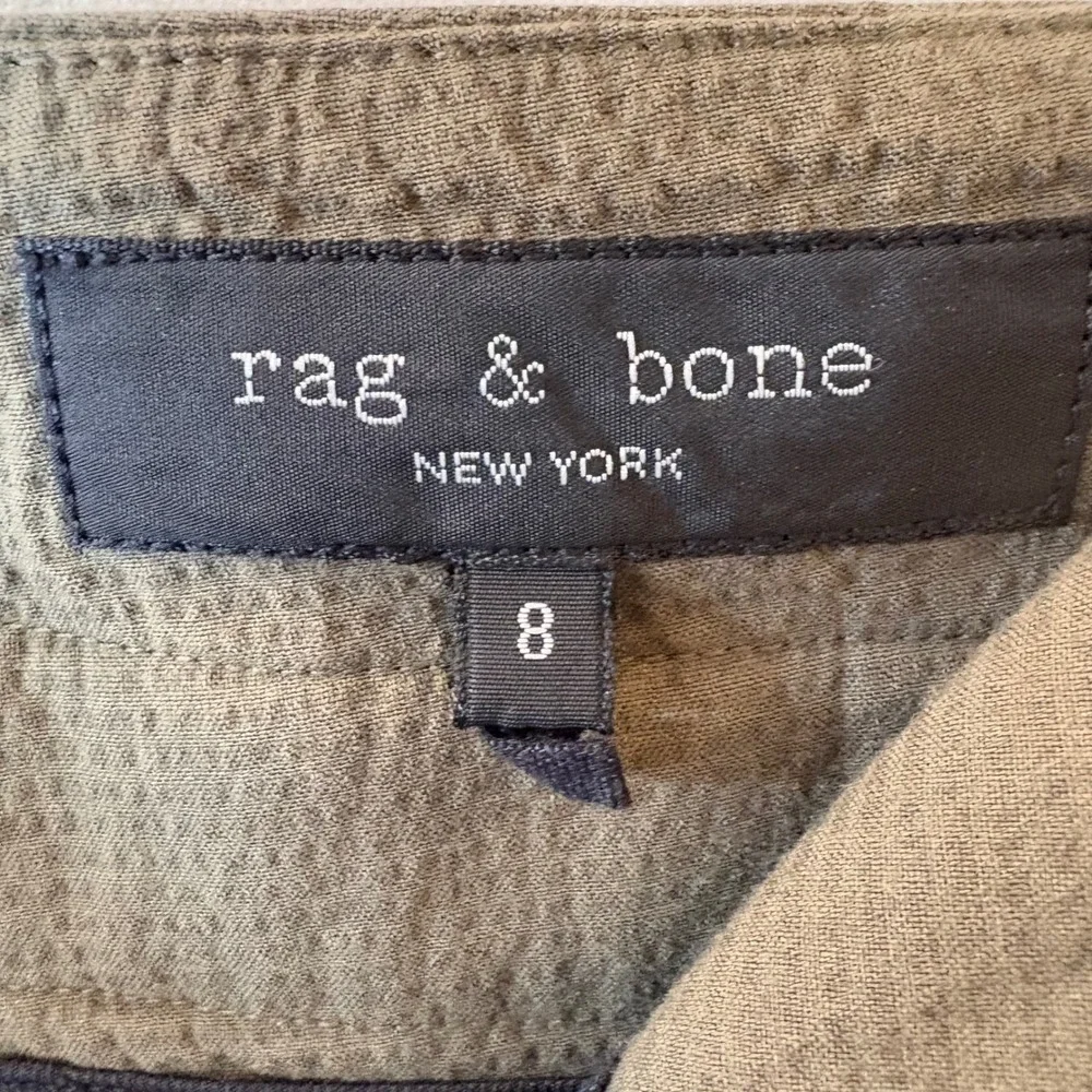 Rag & Bone Camille Seersucker Olive Green Button Front‎ Shorts Size 8